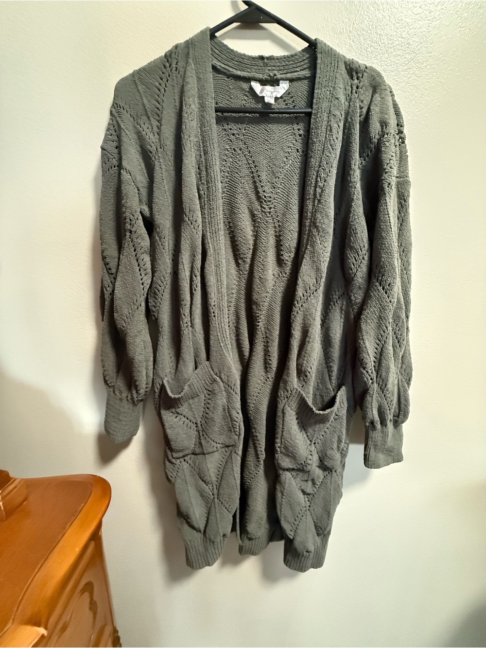 No boundaries Women's olive green Geometric Cardigan Size Medium